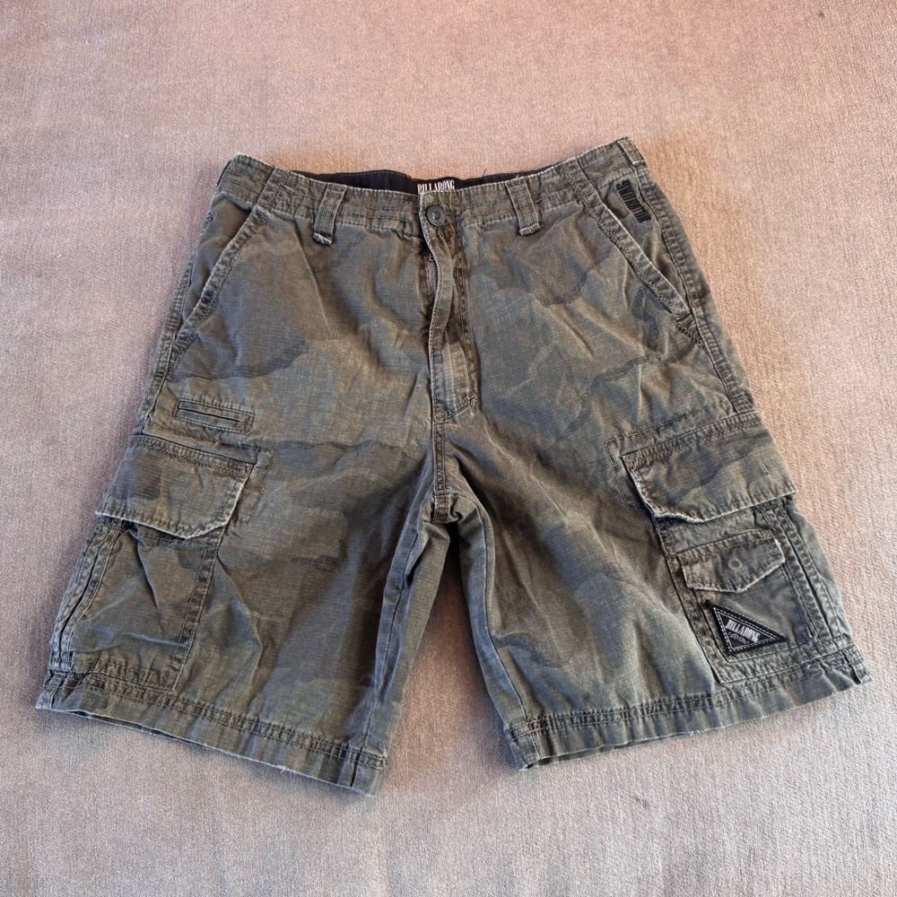 Billabong 2000s Camo Cargo Shorts